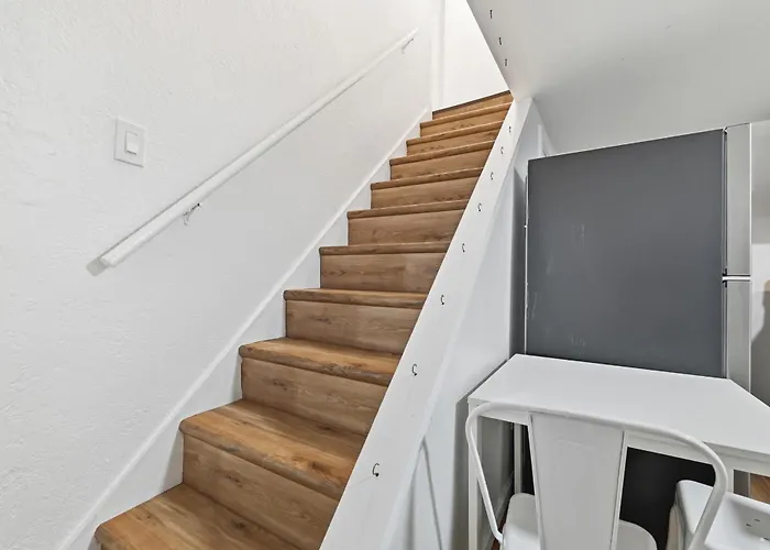Homestay Millvale C Spacious And Cozy Private Bedroom With Shared Bathroom Pittsburgh